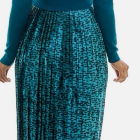 Nina leanird  dress size Large - Picture 5 of 5